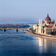 Musikklänge entlang der Donau.